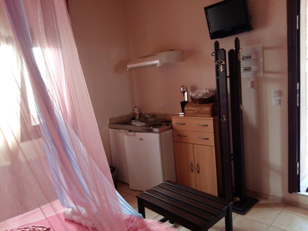 Magda Studios Skála Marión Kültér fotó